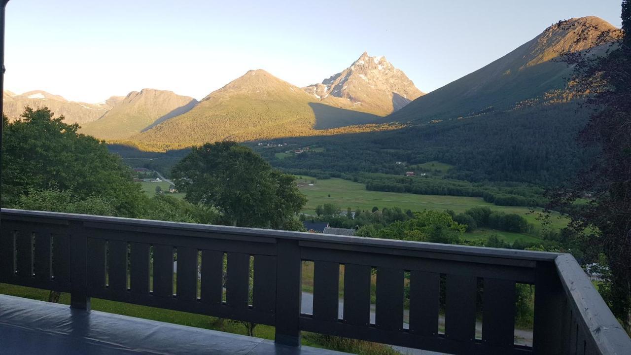 Hatlen View Isfjorden Екстериор снимка